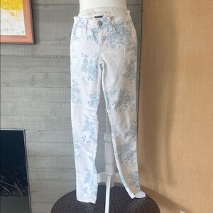 American Eagle Outfitters White Jeans with Light Blue Floral Print - Women